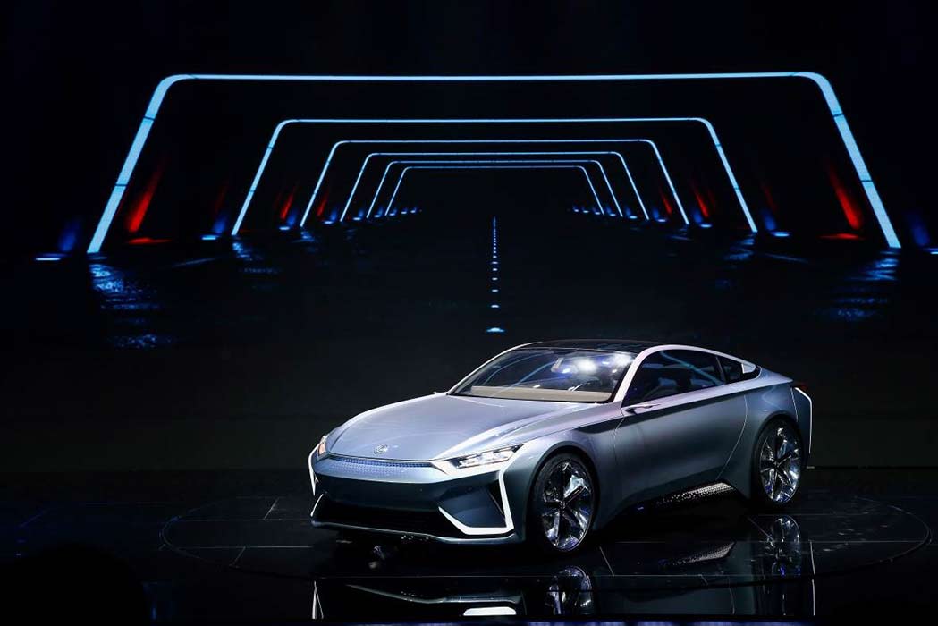 智能化、網(wǎng)聯(lián)化、電動化、輕量化、共享化